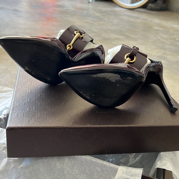 Gucci - Women’s Vernice Crystal Burgundy Horsebit Pumps - Size 38.5 - with Box - Picture 3 of 6